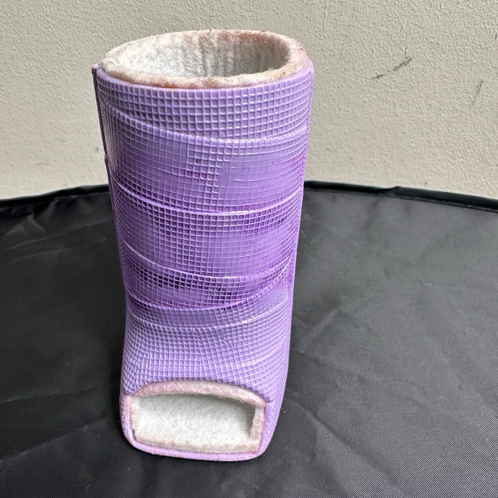 American Girl Feel Better Kit For Dolls Purple Leg Cast Only for 18 Inch Doll
